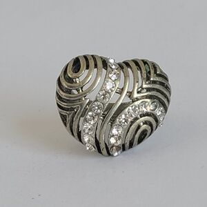 Vintage 90's Chunky Bold Heart Rhinestone Filigree Silver Tone Maximalist Ring 8